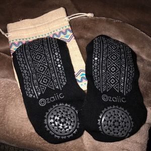 Non-Slip Grip Yoga/Pilates socks